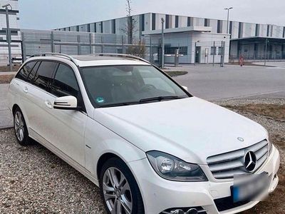 Gebraucht Mercedes C220 170 PS (125 kW) 2011 Weiß Kombi