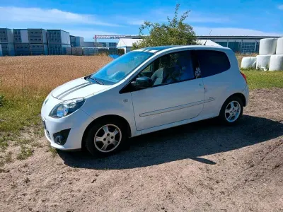 Gebraucht Renault Twingo 74 PS (54 kW) 2011 Weiß Kleinwagen