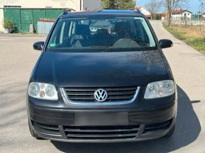 Gebraucht VW Touran 115 PS (84 kW) 2005 Schwarz Van / Kleinbus