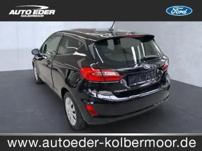 Second-hand Ford Fiesta Cool & Connect 75 CP (55 kW) 2022 Negru Hatchback