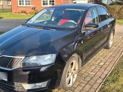 Usata Skoda Rapid 105 CV (77 kW) 2012 Nero Utilitaria