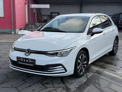 Gebraucht VW Golf VII United 150 PS (110 kW) 2021 Weiß Kleinwagen