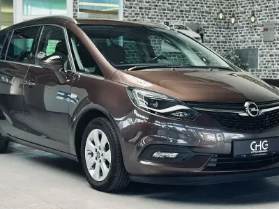 Gebraucht Opel Zafira Tourer Business Innovation 140 PS (102 kW) 2017 Braun Van / Kleinbus
