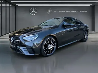 Gebraucht Mercedes E300 AMG 258 PS (189 kW) 2022 Grau Coupé