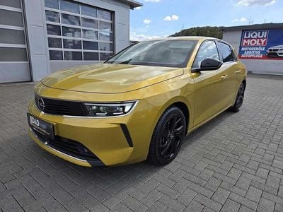 Second-hand Opel Astra Elegance 181 CP (133 kW) 2023 Galben Break