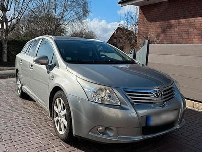 Gebraucht Toyota Avensis 150 PS (110 kW) 2009 Grau Kombi