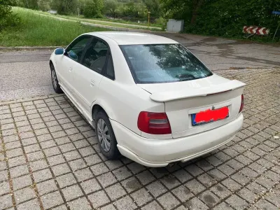 Gebraucht Audi A4 179 PS (131 kW) 1998 Weiß Limousine