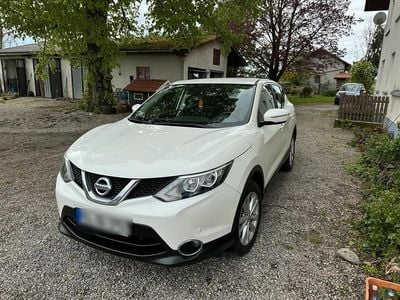 Weiß Gebraucht 2014 Nissan Qashqai SUV | 8.000 € (Fairer Preis)