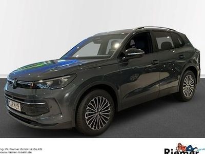 Grau Neu 2025 VW Tiguan Goal SUV | 52.135 € (Teuer)