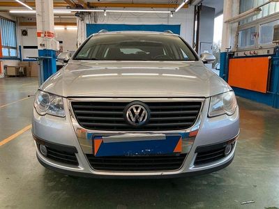 Gebraucht VW Passat 140 PS (102 kW) 2007 Silber Kombi