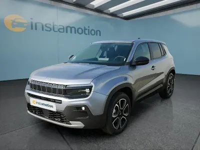 Neu Jeep Avenger Summit 110 PS (80 kW) 2026 Grau SUV