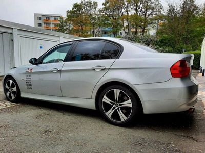 gebraucht BMW 320 i -