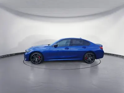 Gebraucht BMW 330 M Sport 245 PS (180 kW) 2024 Blau Limousine