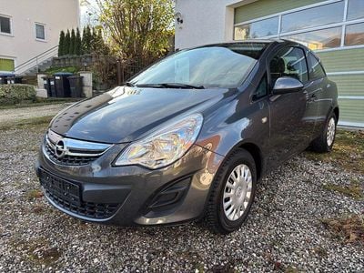 Grau Gebraucht 2012 Opel Corsa Kleinwagen | 4.690 € (Fairer Preis)