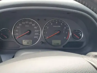 Gebraucht Volvo V40 Comfort 122 PS (89 kW) 2004 Grün Kombi