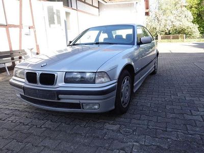 Second-hand BMW 316 102 CP (75 kW) 1998 Argintiu Coupe