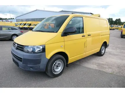 Gebraucht VW T5 84 PS (61 kW) 2010 Ginstergelb r1032 Van