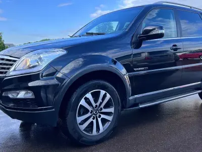 Usata SsangYong Rexton Sapphire 155 CV (114 kW) 2014 Nero SUV