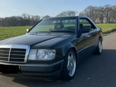 Gebraucht Mercedes 230 132 PS (97 kW) 1988 Andere farben Coupé