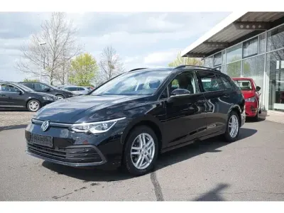 Brugt VW Golf VIII Life 150 HK (110 kW) 2023 Sort Stationcar
