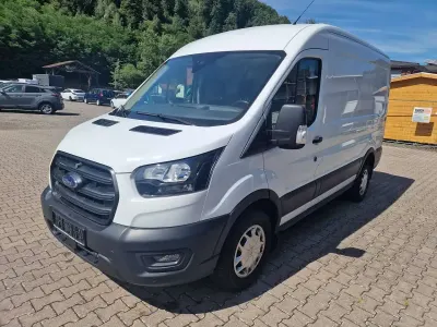 Gebraucht Ford Transit Trend 131 PS (96 kW) 2023 Frostweiß Van
