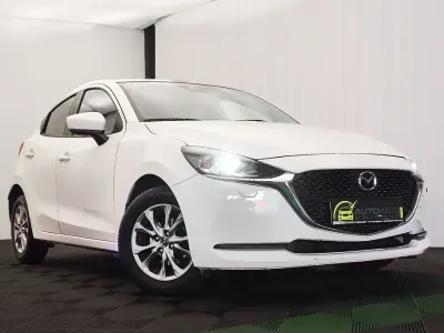 Gebraucht Mazda 2 Exclusive-Line 90 PS (66 kW) 2021 Arctic white cle Limousine