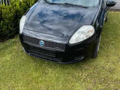 Gebraucht Fiat Grande Punto 95 PS (69 kW) 2007 Schwarz Kleinwagen