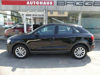 Gebraucht Audi Q3 Basis 150 PS (110 kW) 2016 Brillantschwarz SUV
