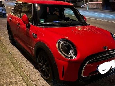 Second-hand Mini ONE Classic 102 CP (75 kW) 2021 Roșu Hatchback