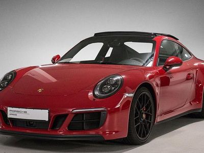Porsche 911 Carrera GTS