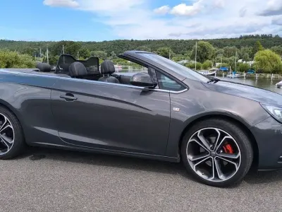 Gebraucht Opel Cascada 165 PS (121 kW) 2015 Grau Cabrio