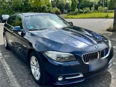 Używany BMW 530 258 KM (189 kW) 2015 Niebieski Kombi