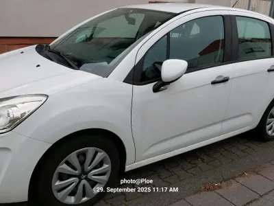 Gebraucht Citroën C3 67 PS (49 kW) 2012 Weiß Kleinwagen