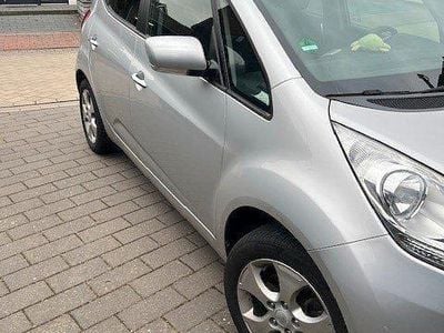 Gebraucht Kia Venga 125 PS (91 kW) 2012 Silber Kleinwagen