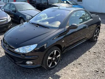 Occasion Peugeot 206 CC Platinum 109 PK (80 kW) 2005 Zwart Cabriolet