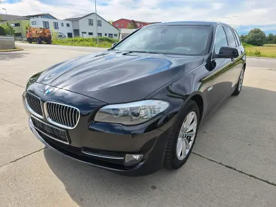 Gebraucht BMW 530 Sport Line 258 PS (189 kW) 2011 Schwarz Kombi