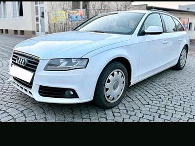 Gebraucht Audi A4 120 PS (88 kW) 2009 Weiß Kombi