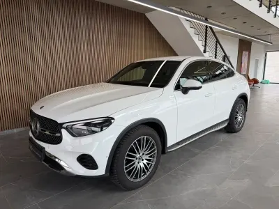 Gebraucht Mercedes GLC200 Advanced 227 PS (166 kW) 2023 Weiß SUV