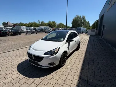 Gebraucht Opel Corsa Color Edition 90 PS (66 kW) 2015 Weiß Kleinwagen