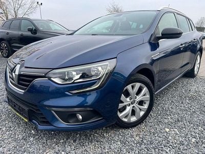 Gebraucht Renault Mégane GrandTour LIMITED 140 PS (102 kW) 2019 Blau Kombi