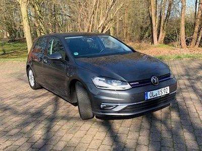 Gebraucht VW Golf VII Join 131 PS (96 kW) 2018 Grau Limousine
