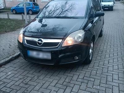 Brugt Opel Zafira 120 HK (88 kW) 2008 Sort MPV