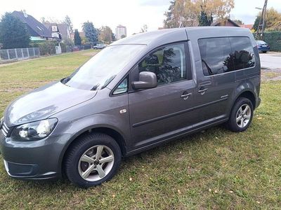 Silber Gebraucht 2014 VW Caddy Van / Kleinbus | 18.750 €