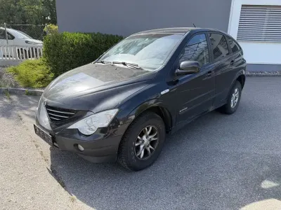 Gebraucht SsangYong Actyon 141 PS (103 kW) 2007 Schwarz SUV