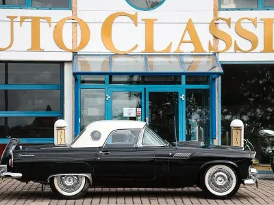 Second-hand Ford V8 218 CP (160 kW) 1956 Negru Cabrio