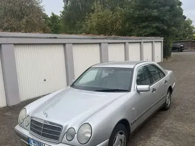 Gebraucht Mercedes E200