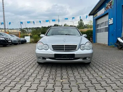Gebraucht Mercedes C180 Classic 129 PS (94 kW) 2002 Silber Limousine