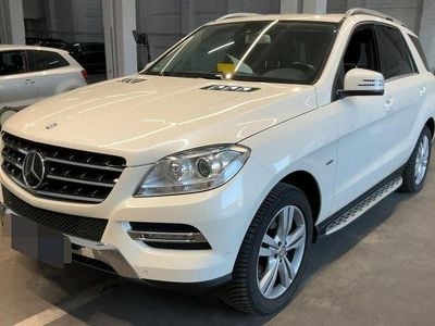 Gebraucht Mercedes ML350 306 PS (225 kW) 2012 Weiß SUV