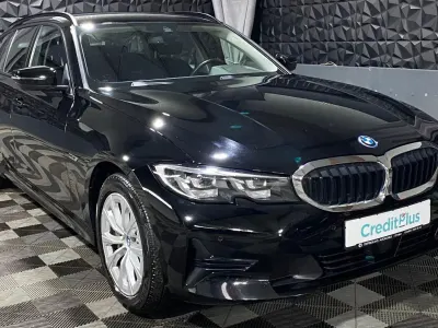 Używany BMW 330e Advantage 184 KM (135 kW) 2021 Czarny Kombi