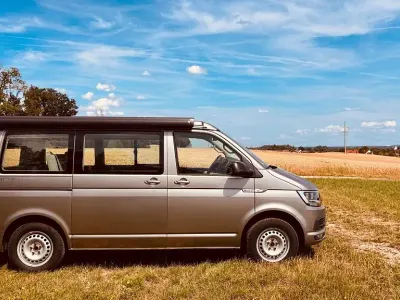 Gebraucht VW T6 Beach 102 PS (75 kW) 2019 Grau Van